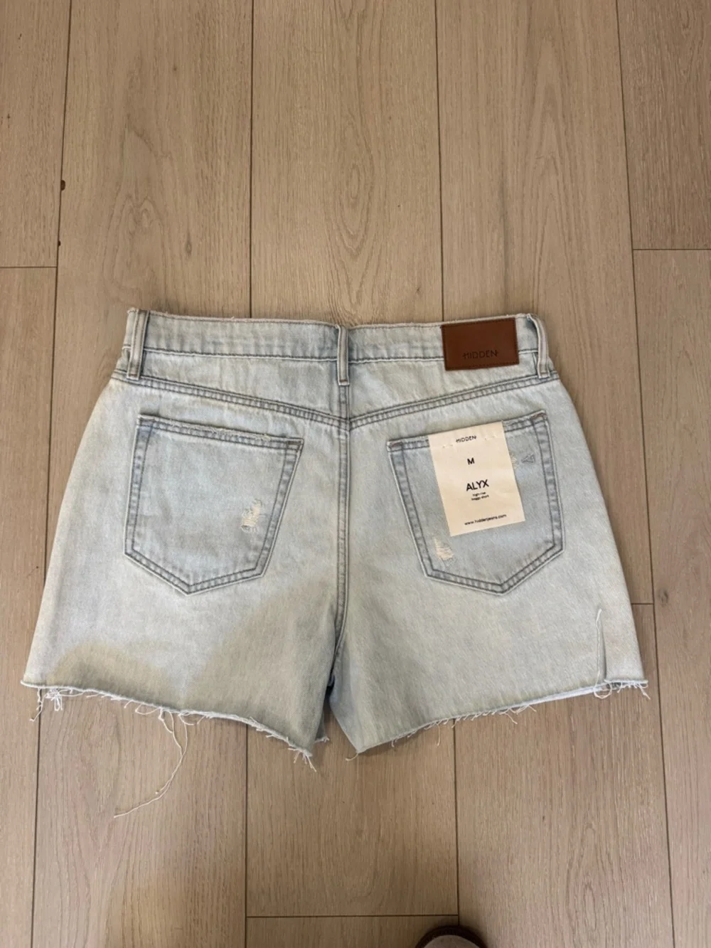 Hidden Jeans Light Wash Baggy Denim Shorts